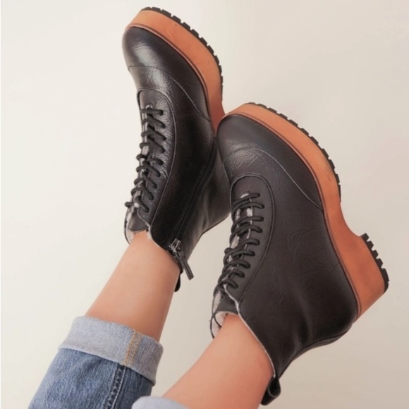 Kelsi Dagger Wise Platform Bootie - Picture 1 of 16